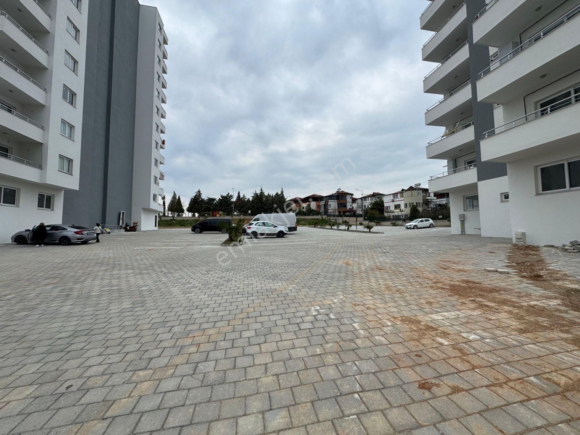 Bahçeşehir/isabet Okulları Civarı/1 Yaşında/2 Cephe/yatırımlık!! - Görsel 20