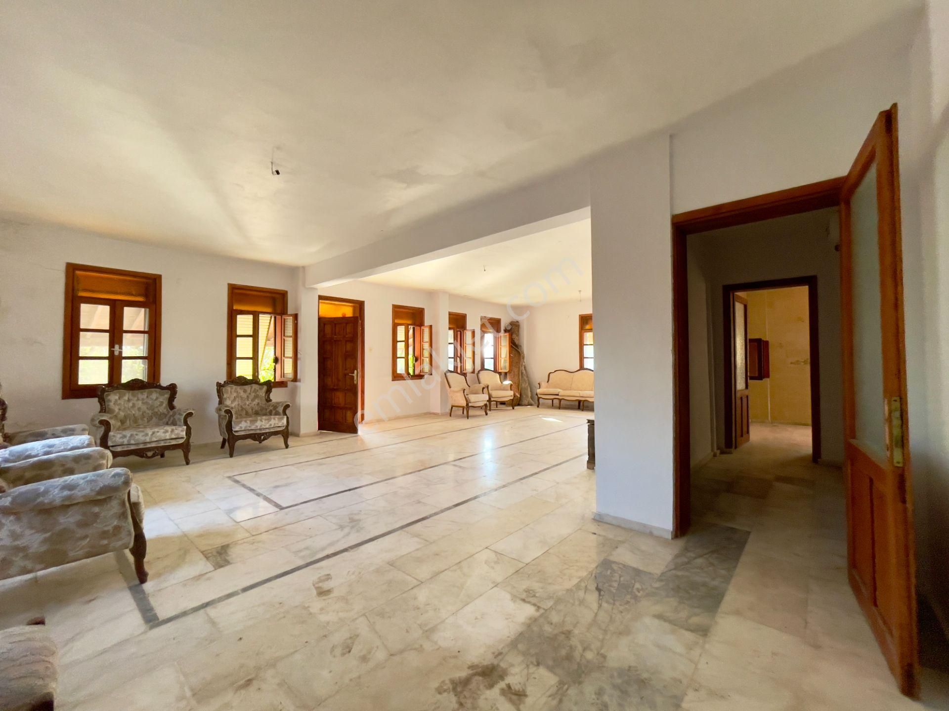 Denize 70m, Tadilata Uygun, 6+1, 320m² Müstakil Ev - Görsel 11