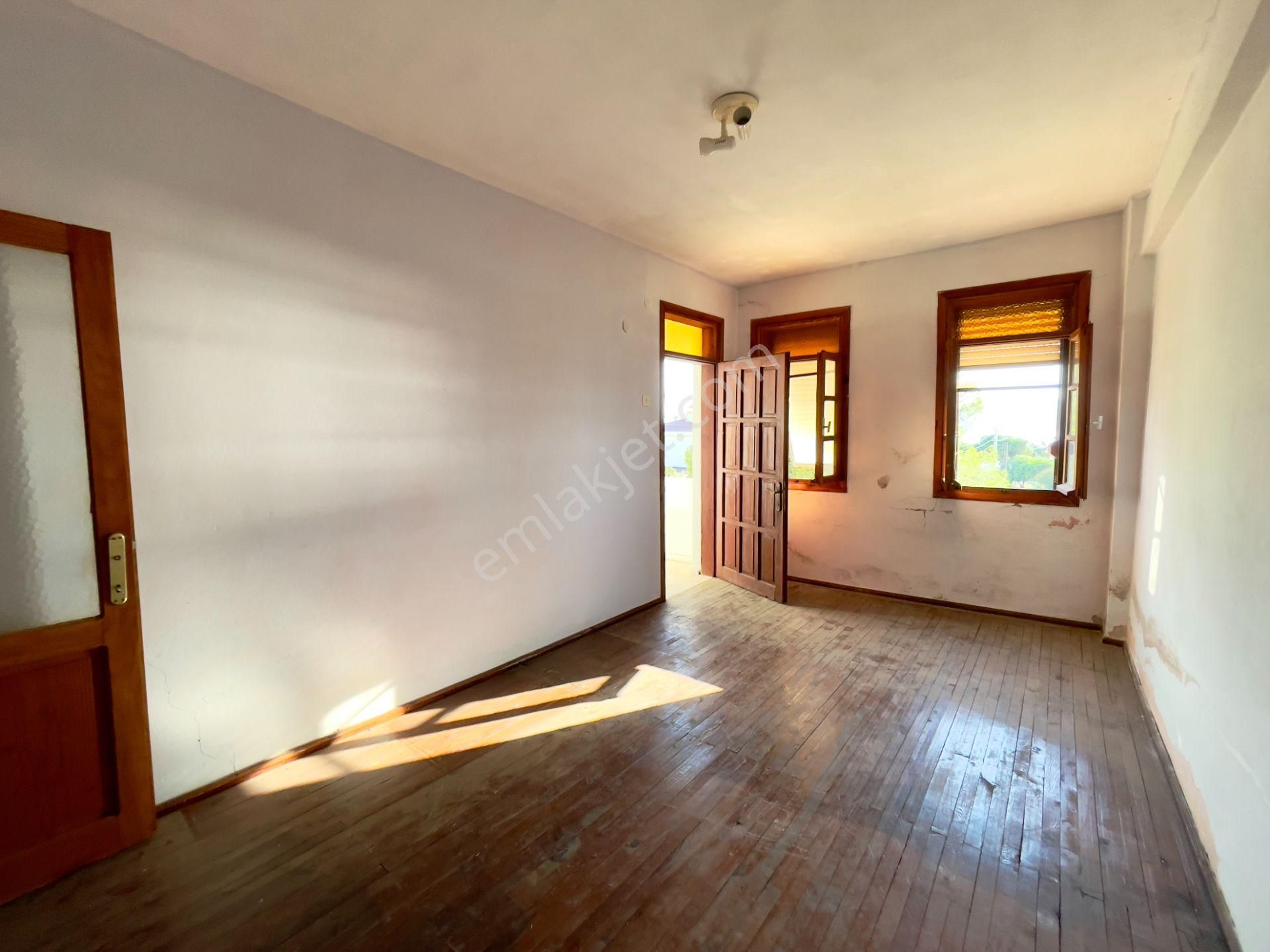 Denize 70m, Tadilata Uygun, 6+1, 320m² Müstakil Ev - Görsel 20