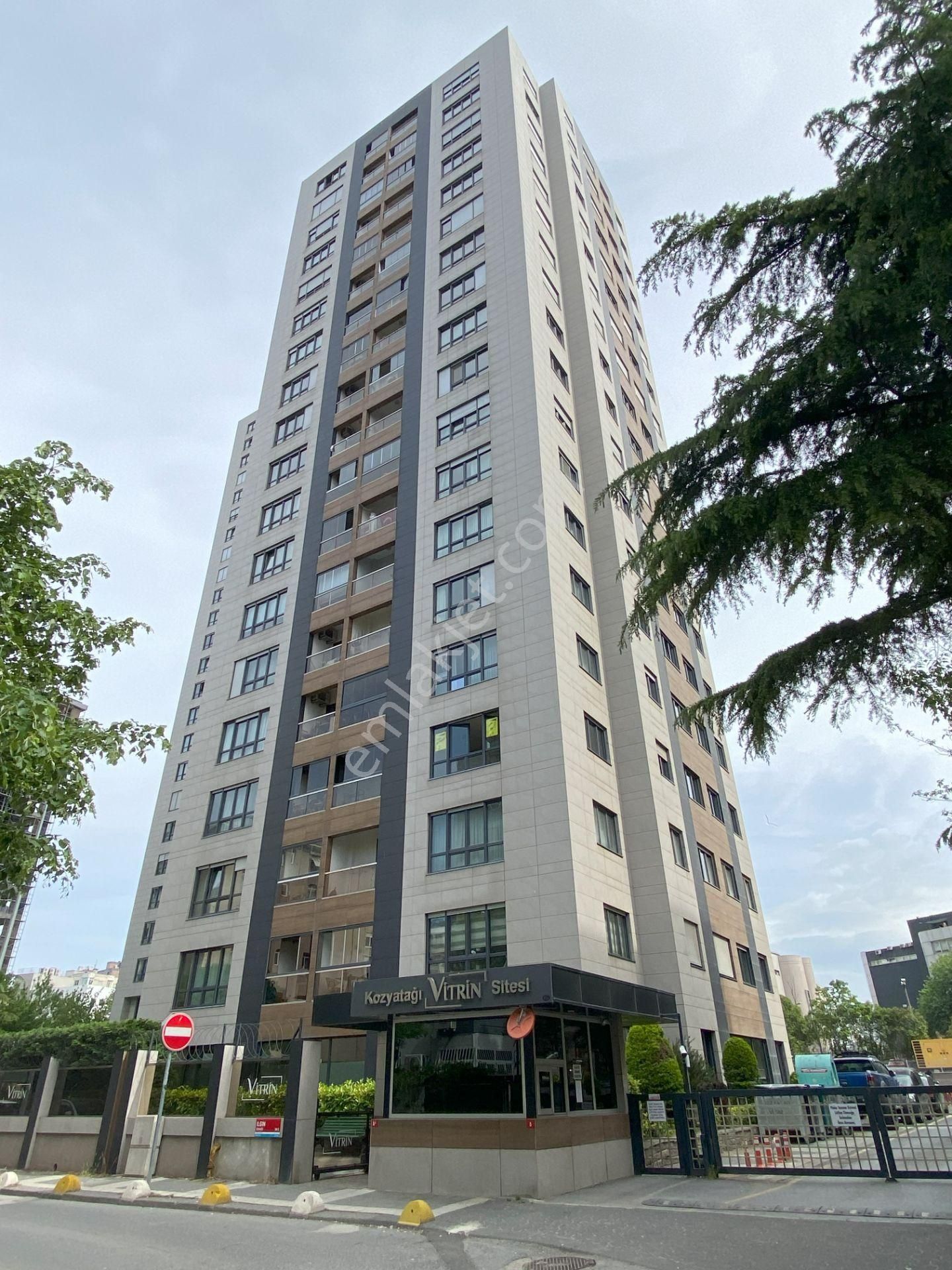 Kozyatağı Vitrin Sitesi’nde Sahibinden Şerefiyeli Eşsiz Manzaralı Loft 2+1 Daire - Görsel 35