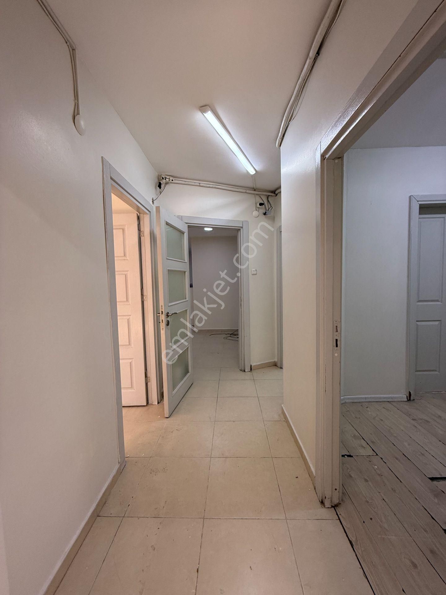 Sular'da 5 Bölüm 130 M2 Mutfak+wc+kapalı Otopark Kiralık Ofis - Görsel 15