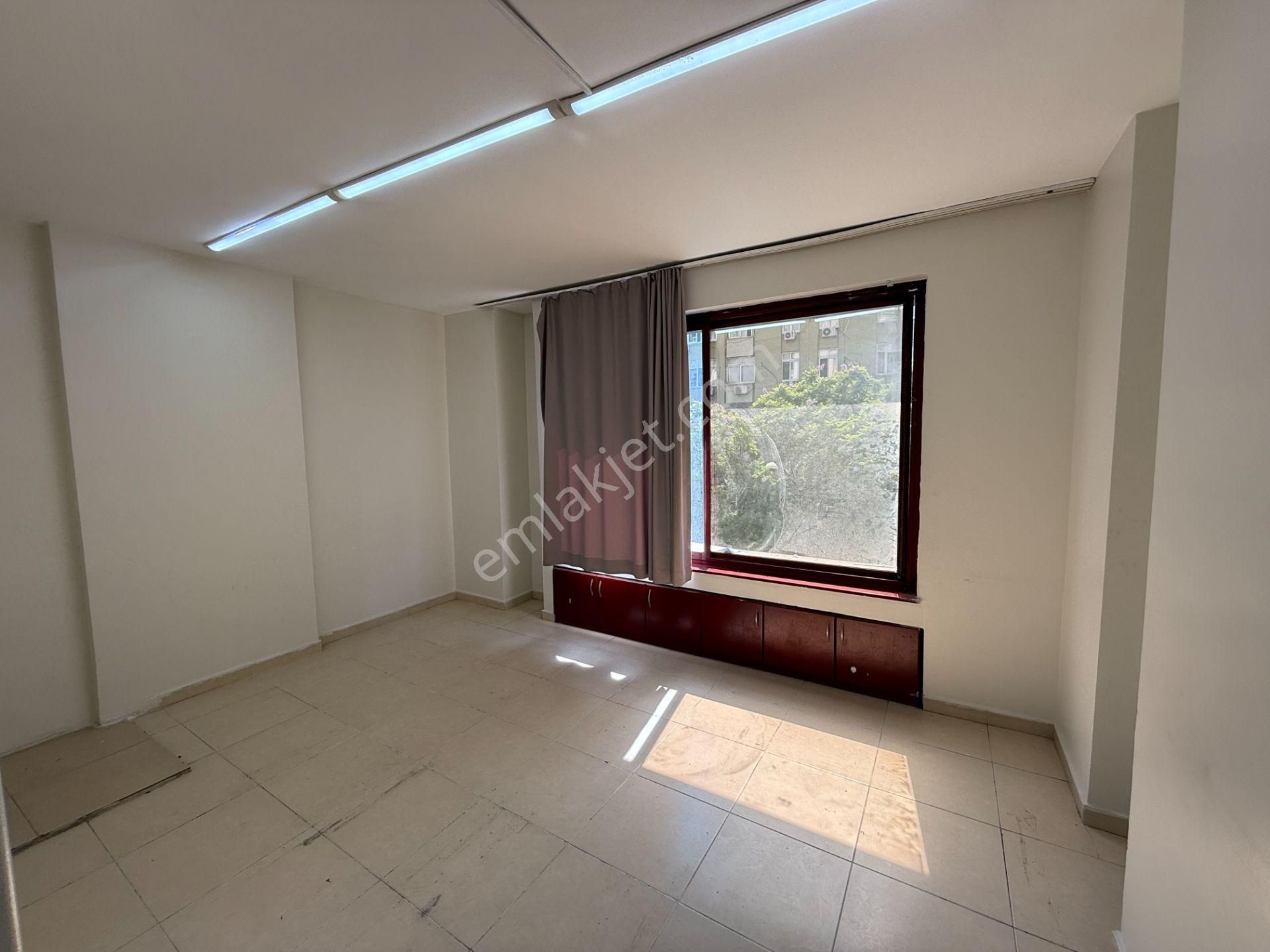 Sular'da 5 Bölüm 130 M2 Mutfak+wc+kapalı Otopark Kiralık Ofis - Görsel 12