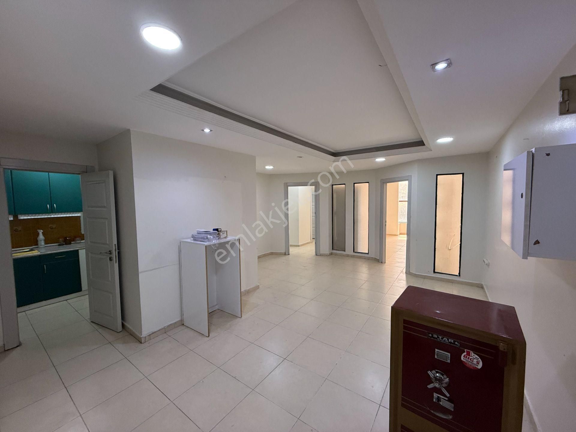 Sular'da 5 Bölüm 130 M2 Mutfak+wc+kapalı Otopark Kiralık Ofis - Görsel 2