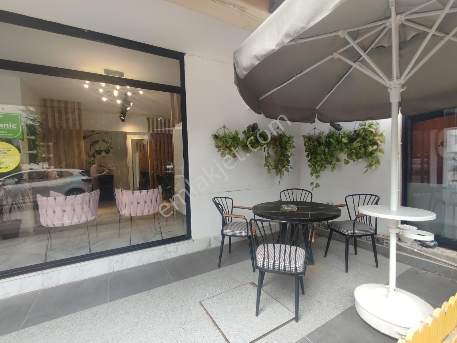 Muratpaşa Meltem Mh'de 18 Yıllık Faal Kuaför Salonu - Görsel 17