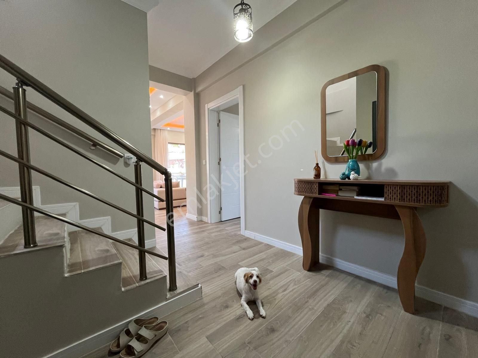 Milas'ta 1600 M² Bahçe İçinde Satılık Villa - Görsel 19