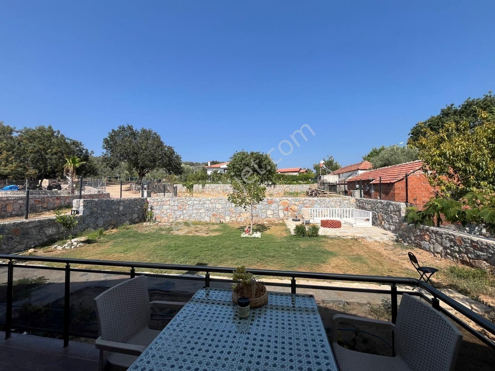 Milas'ta 1600 M² Bahçe İçinde Satılık Villa - Görsel 2