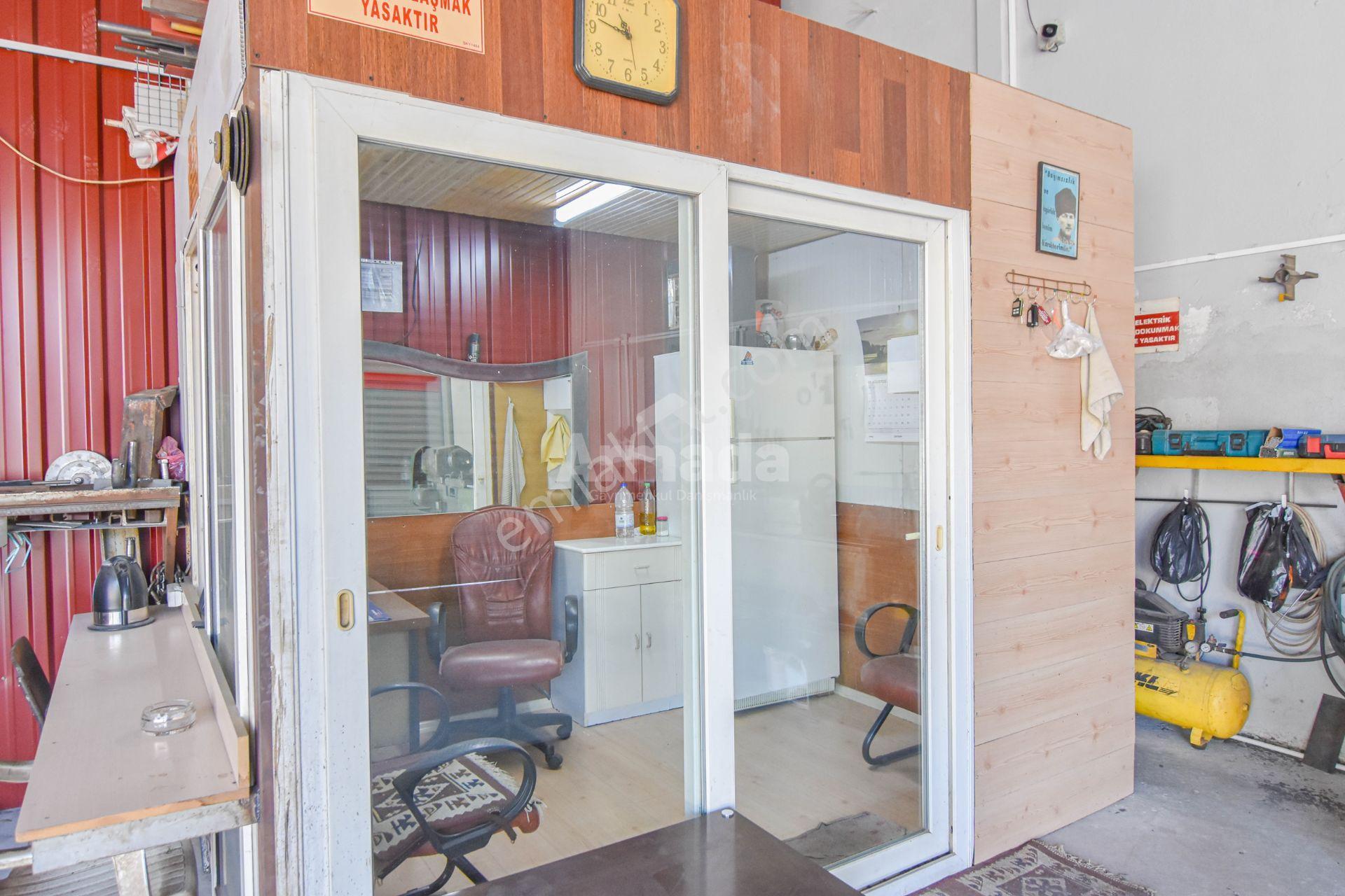 Söke Alt Sanayi Sitesi'nde Köşe Konumlu Kiracılı Satılık Dükkan - Görsel 10