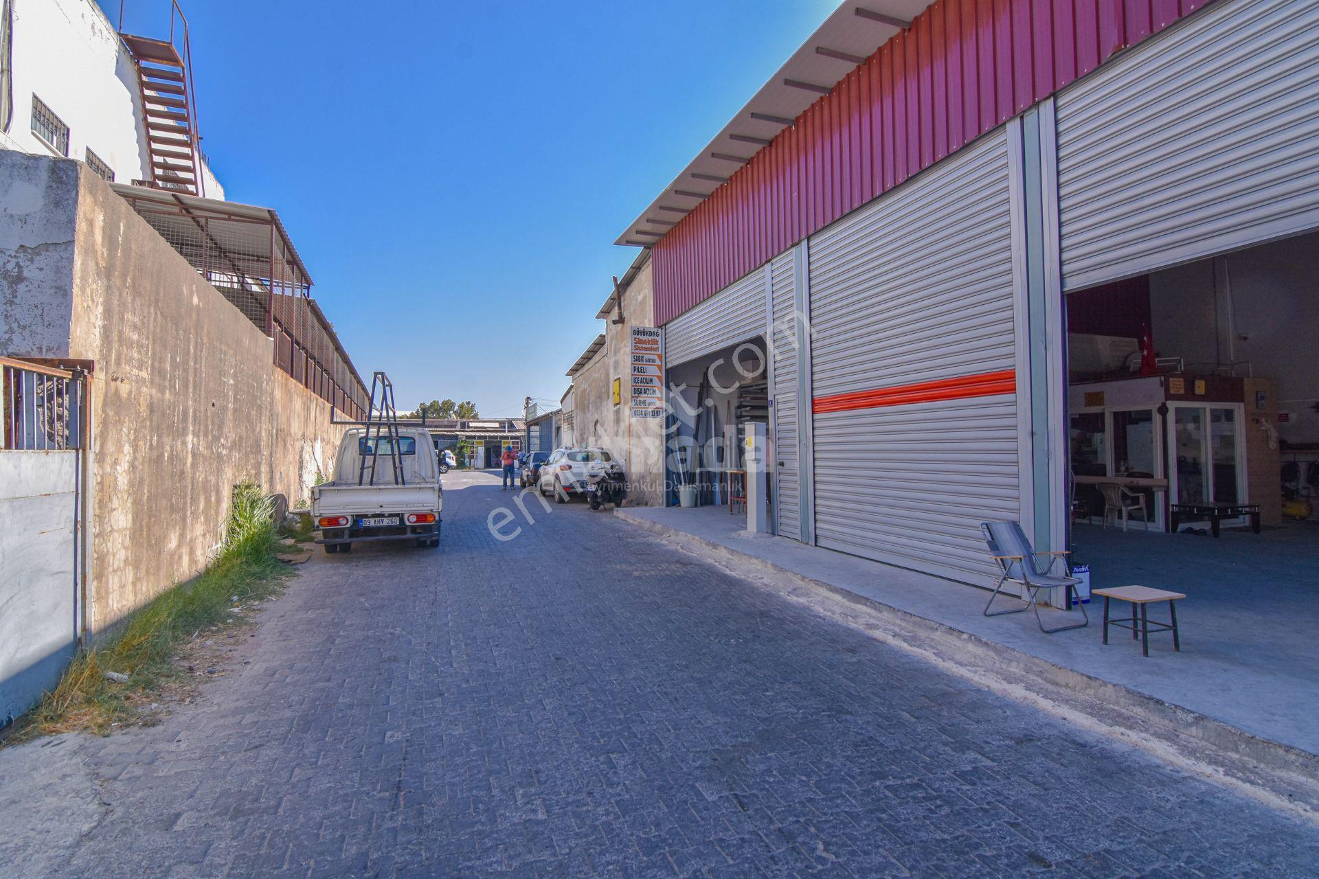 Söke Alt Sanayi Sitesi'nde Köşe Konumlu Kiracılı Satılık Dükkan - Görsel 2