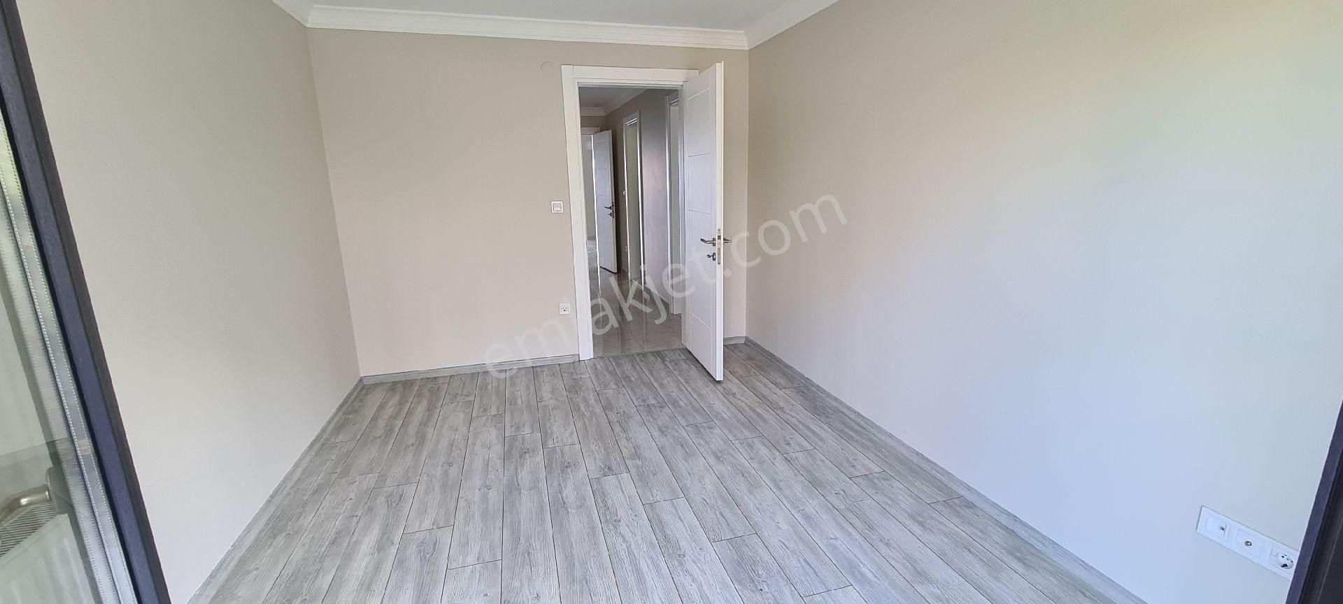 Yalıncak Sahilde Full Deniz Manzaralı Satılık Lüks Daire - Görsel 20