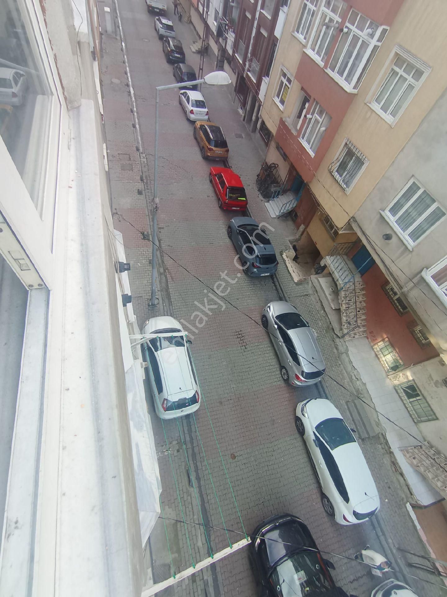 3. Kat Bahariye Metrosuna 2 Dk 2+1 Aileye Uygun - Görsel 14