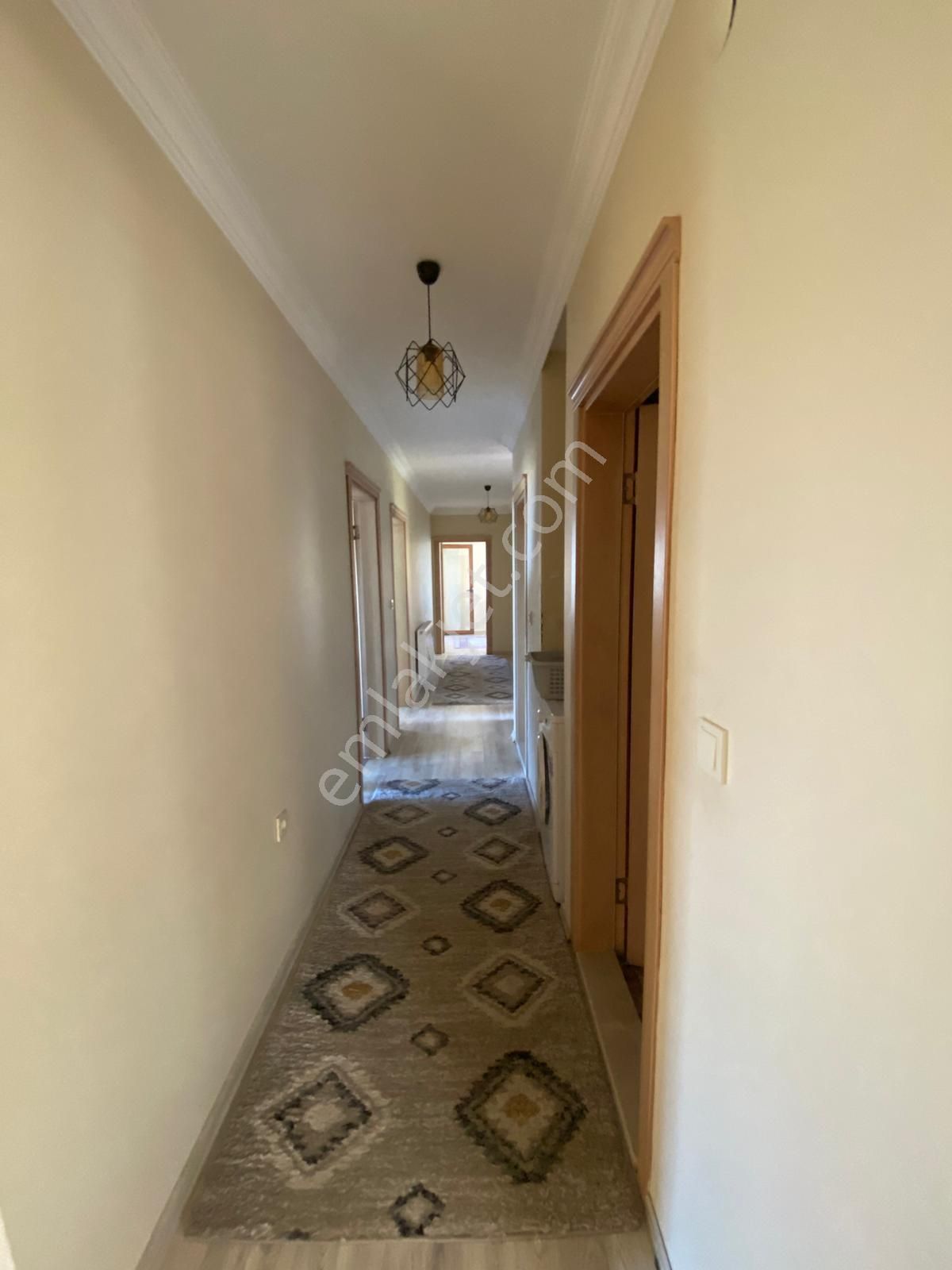 Trabzon'da Kiralık 4+1 Eşyalı Daire (1 Haziran Çıkışlı) - Görsel 11