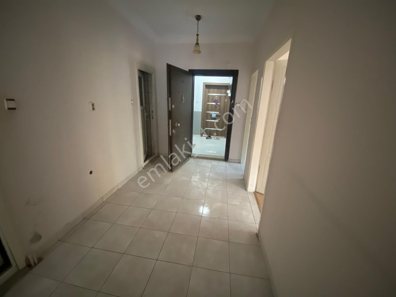 Trabzon'da Kiralık 2+1 Daire - Görsel 19