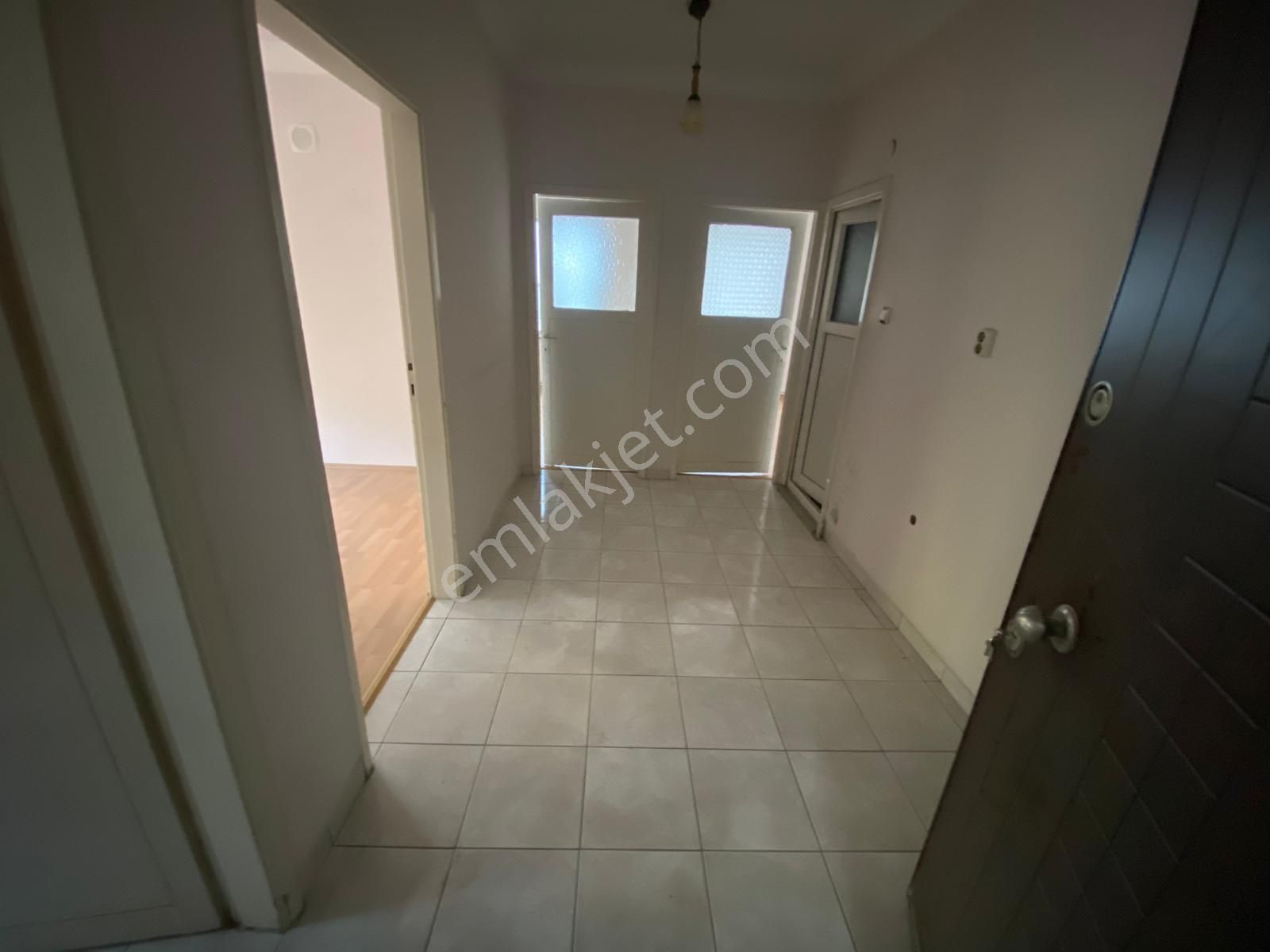 Trabzon'da Kiralık 2+1 Daire - Görsel 10