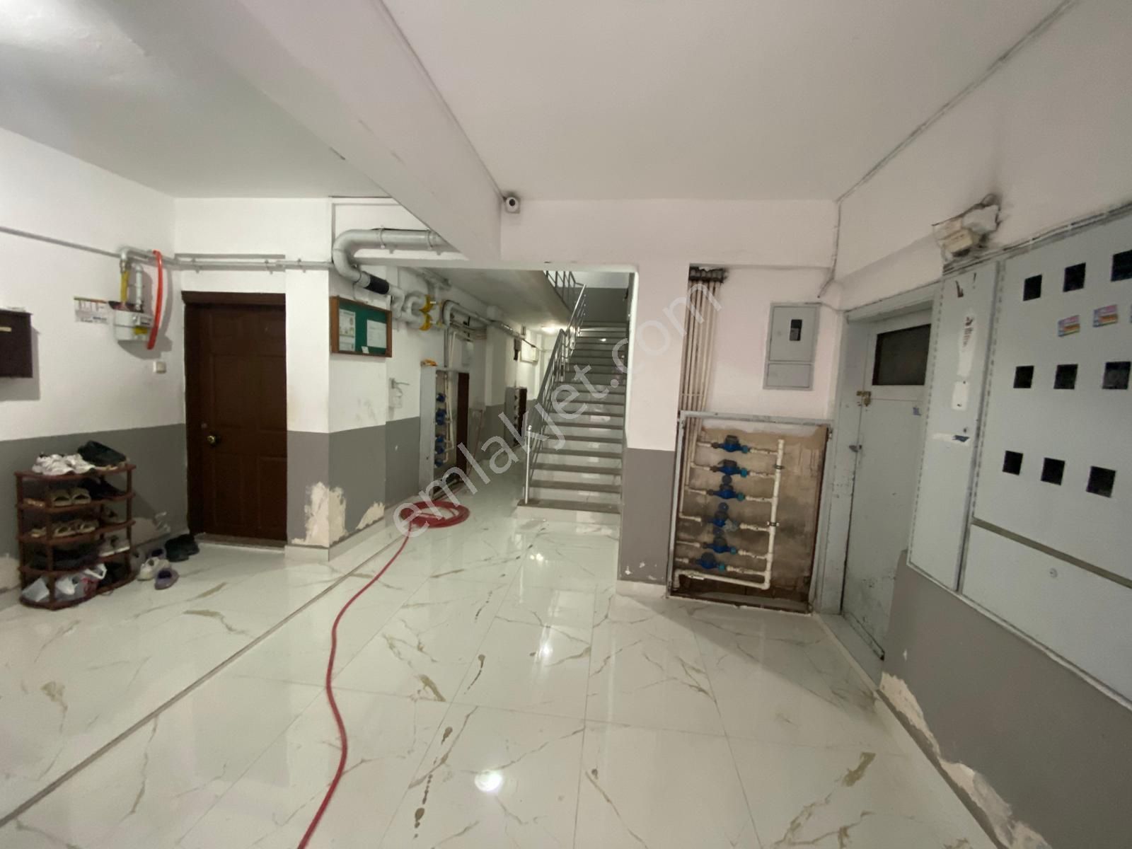 Trabzon'da Kiralık 2+1 Daire - Görsel 14