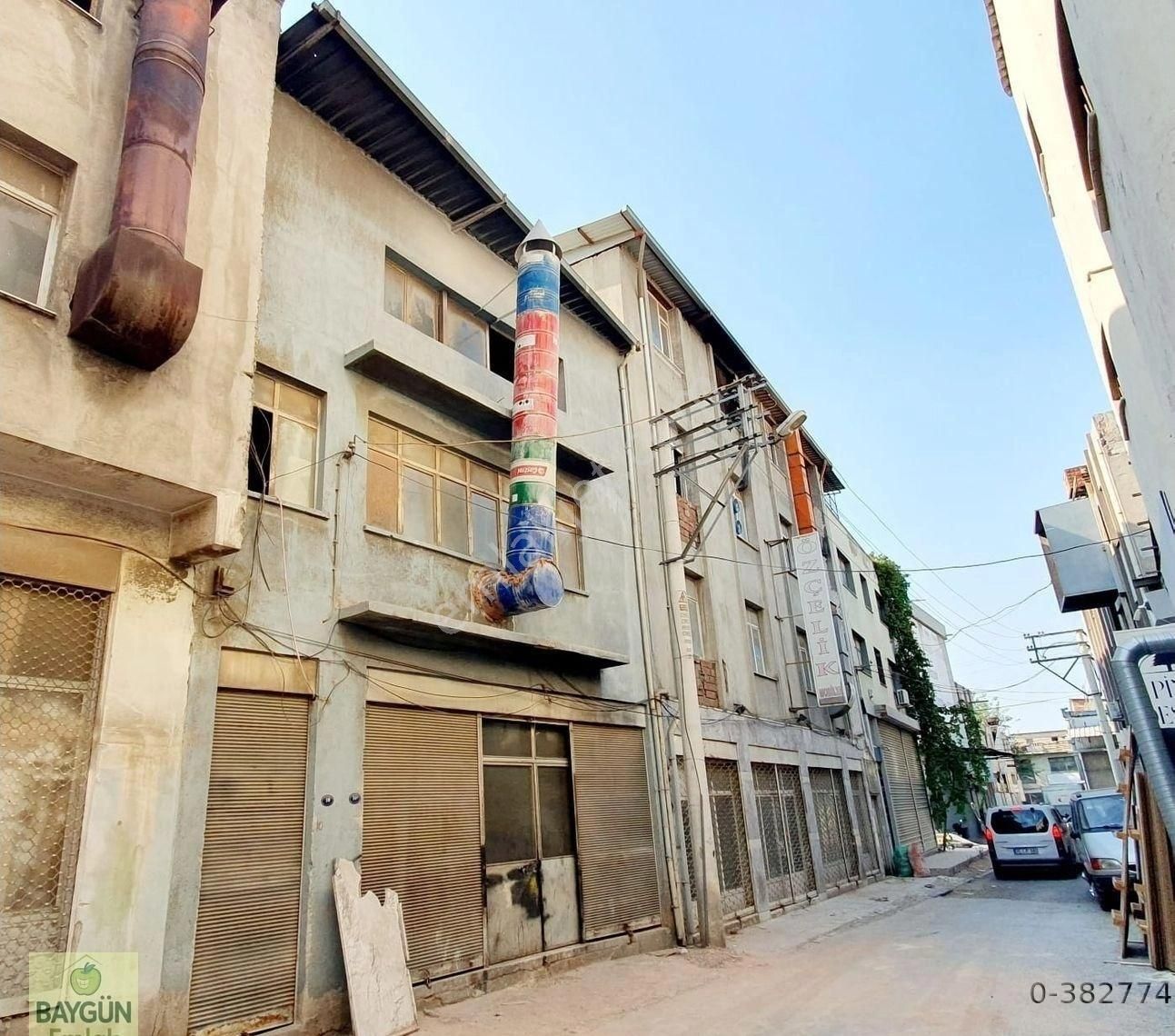 İzmir Buca Seyhan Satılık 3 Katlı Bina 100m2 - Görsel 3