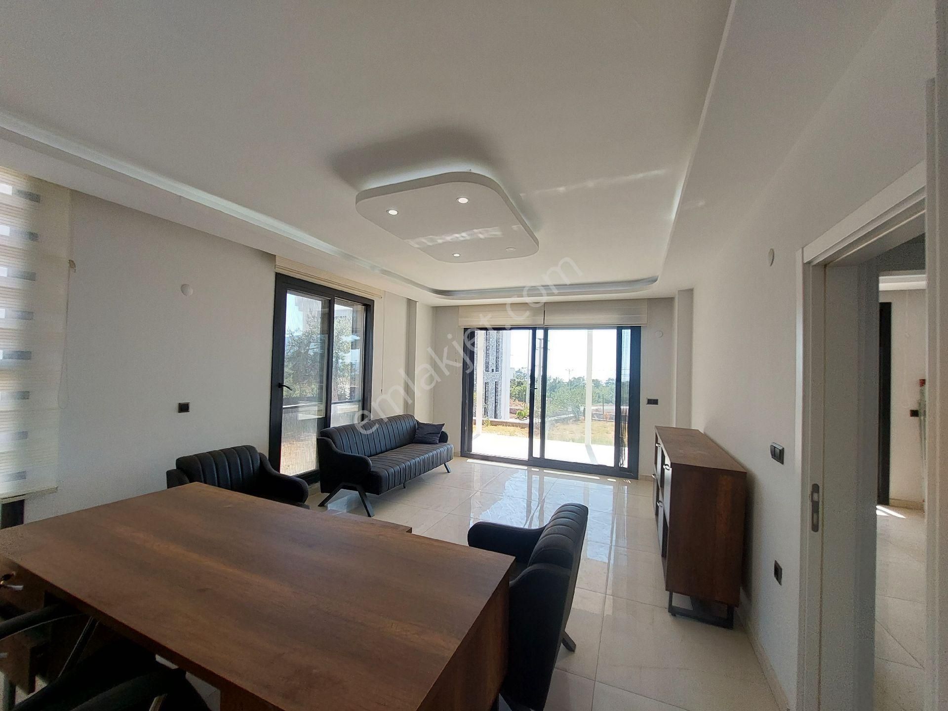 Müstakil3+1 Villa Ayrı Mutfak, Otoparklı Geniş Bahçeli, Ortak 2 Adet Havuz ,kamera Sistemi - Görsel 8