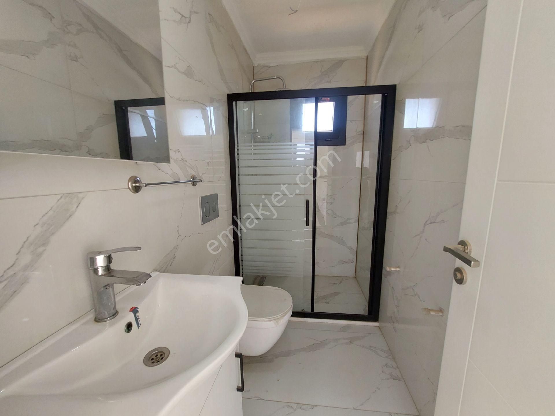 Müstakil3+1 Villa Ayrı Mutfak, Otoparklı Geniş Bahçeli, Ortak 2 Adet Havuz ,kamera Sistemi - Görsel 19