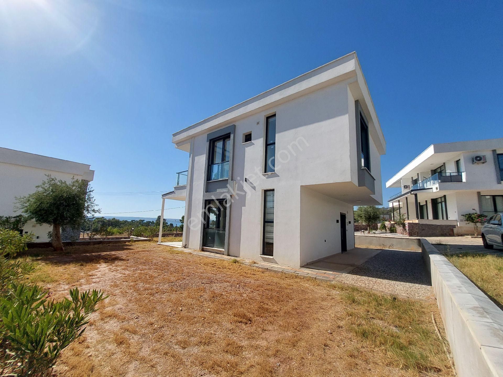 Müstakil3+1 Villa Ayrı Mutfak, Otoparklı Geniş Bahçeli, Ortak 2 Adet Havuz ,kamera Sistemi - Görsel 5