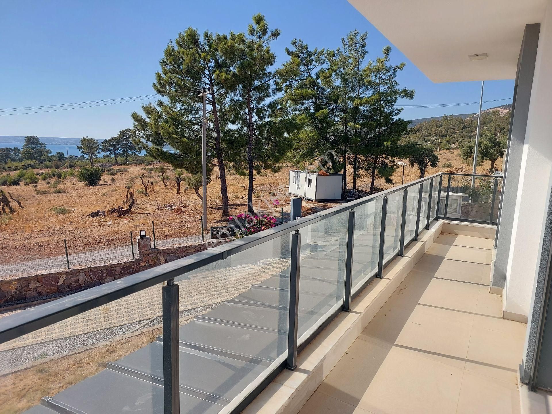 Müstakil3+1 Villa Ayrı Mutfak, Otoparklı Geniş Bahçeli, Ortak 2 Adet Havuz ,kamera Sistemi - Görsel 24