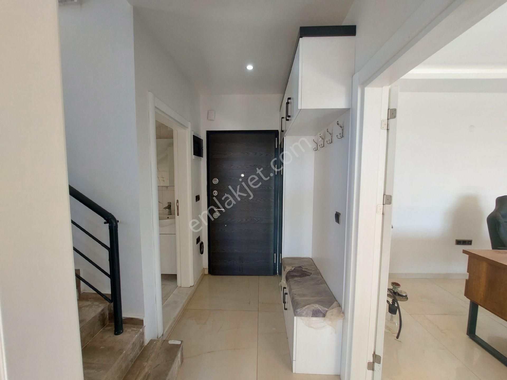 Müstakil3+1 Villa Ayrı Mutfak, Otoparklı Geniş Bahçeli, Ortak 2 Adet Havuz ,kamera Sistemi - Görsel 11