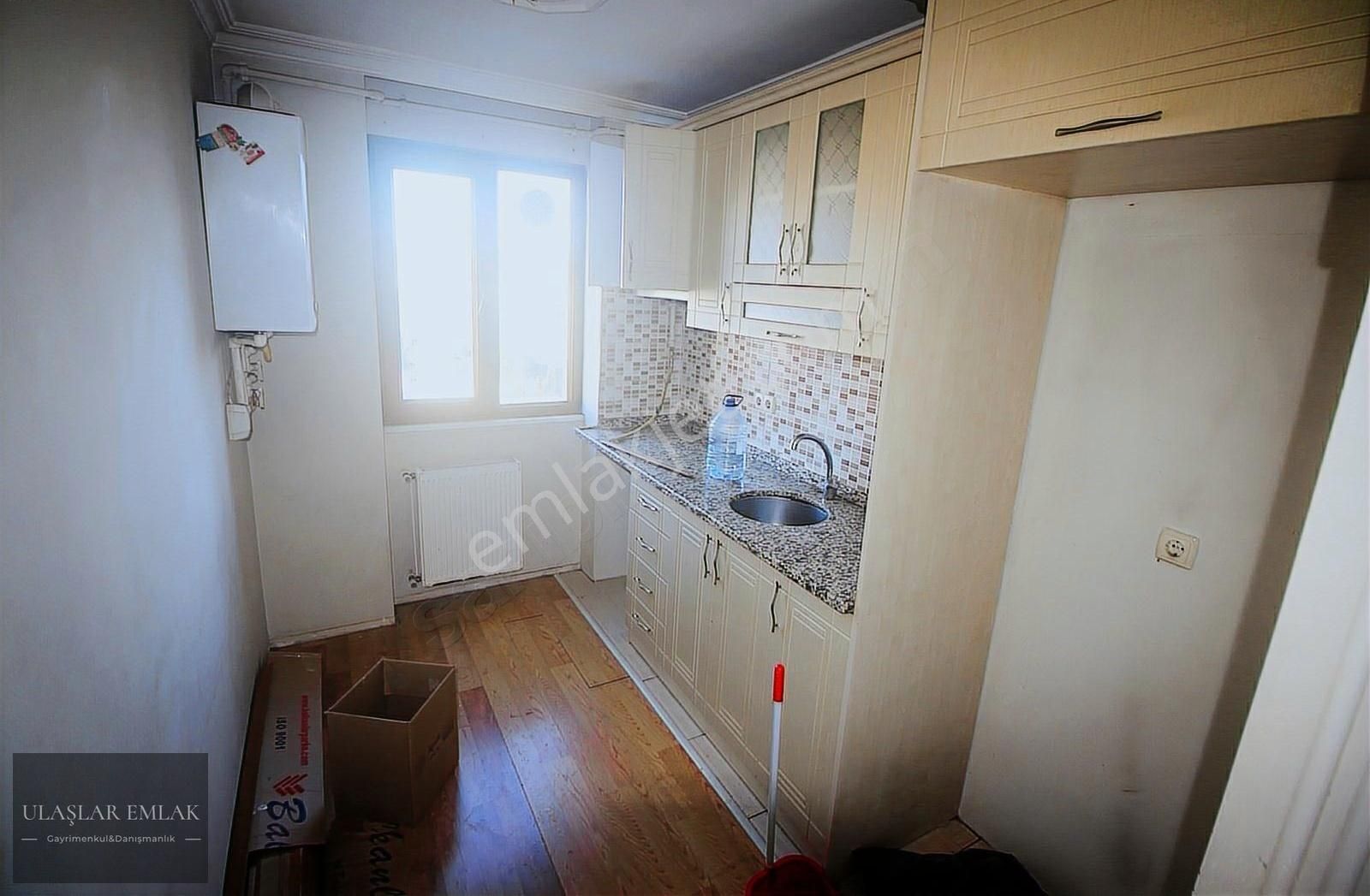 Ümraniye Site Mah. 2+1 90 M2 Kiralık Arakat Balkonlu Daire. - Görsel 2