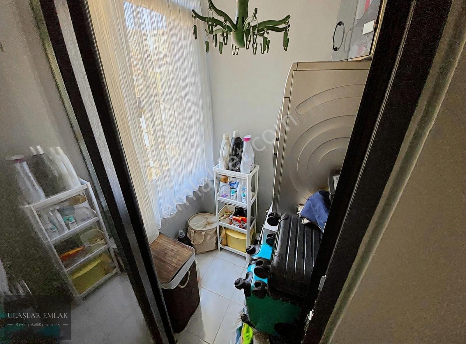 Çakmak Mh. İçi Yenilenmiş Harika Konumda Satılık 3+1 130 M Daire - Görsel 13