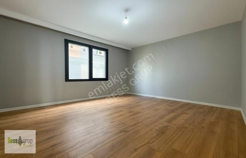 Beylikdüzü'nde Geniş Balkonlu 3+1 Site İçerisinde Satılık Daire. - Görsel 19