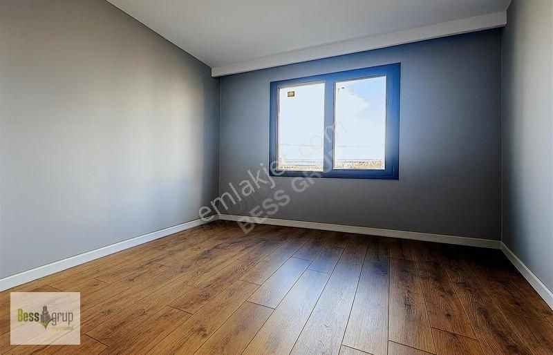 Beylikdüzü'nde Geniş Balkonlu 3+1 Site İçerisinde Satılık Daire. - Görsel 2