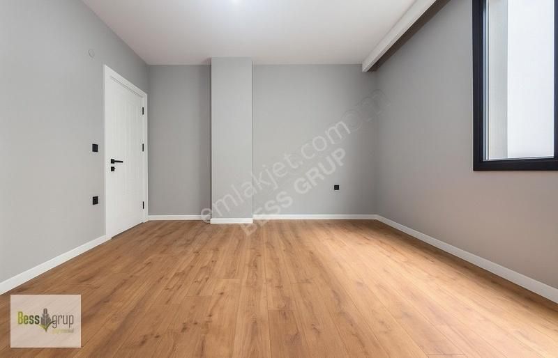 Beylikdüzü'nde Geniş Balkonlu 3+1 Site İçerisinde Satılık Daire. - Görsel 21