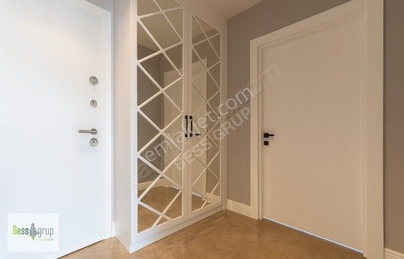 Beylikdüzü'nde Geniş Balkonlu 3+1 Site İçerisinde Satılık Daire. - Görsel 9