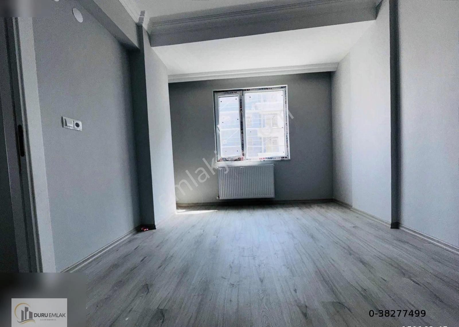 Körfezde Geniş Kullanım Aydınlık Köşe Başı 1+1 Satılık Daire - Görsel 13