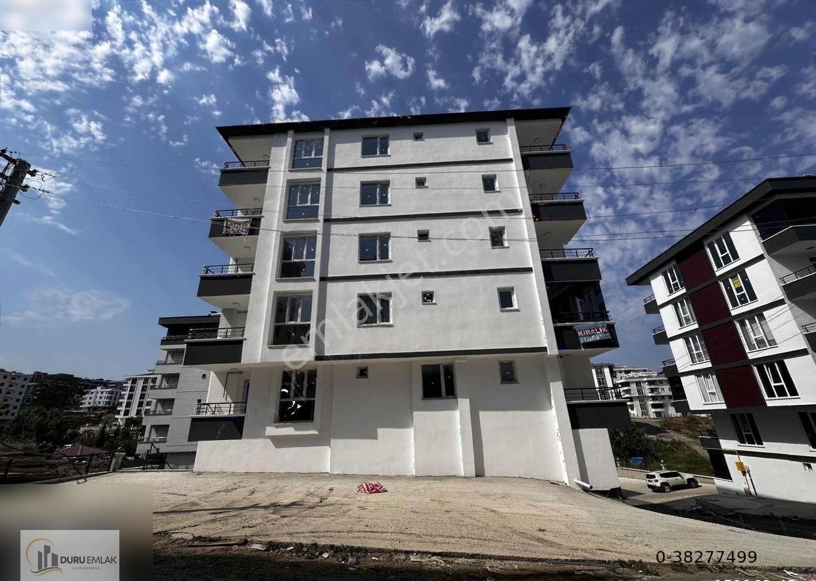 Körfezde Geniş Kullanım Aydınlık Köşe Başı 1+1 Satılık Daire