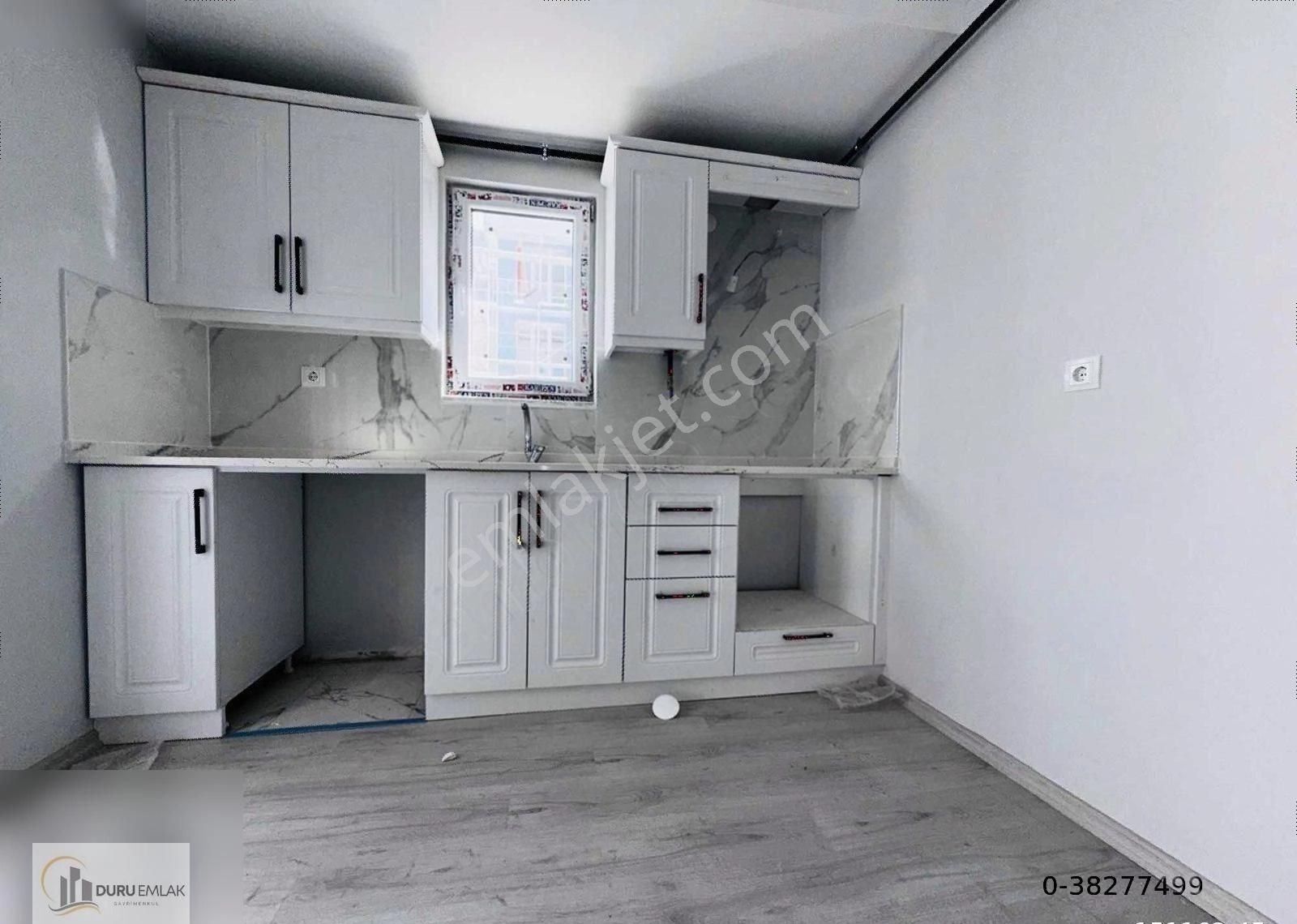 Körfezde Geniş Kullanım Aydınlık Köşe Başı 1+1 Satılık Daire - Görsel 10