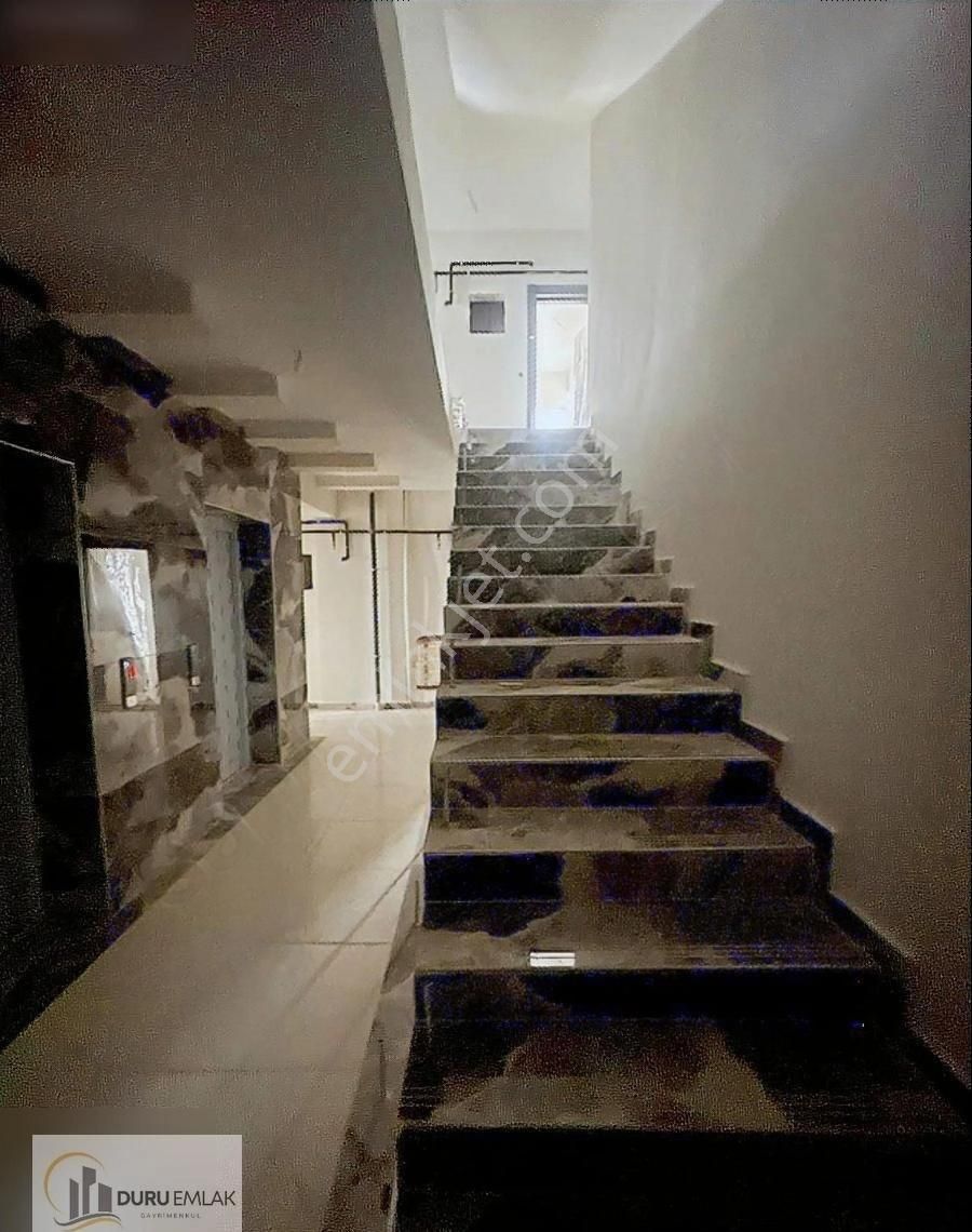 Körfezde |geniş Balkonlu | Yerden Isıtmalı | Ara Kat Sıfır Daire - Görsel 23