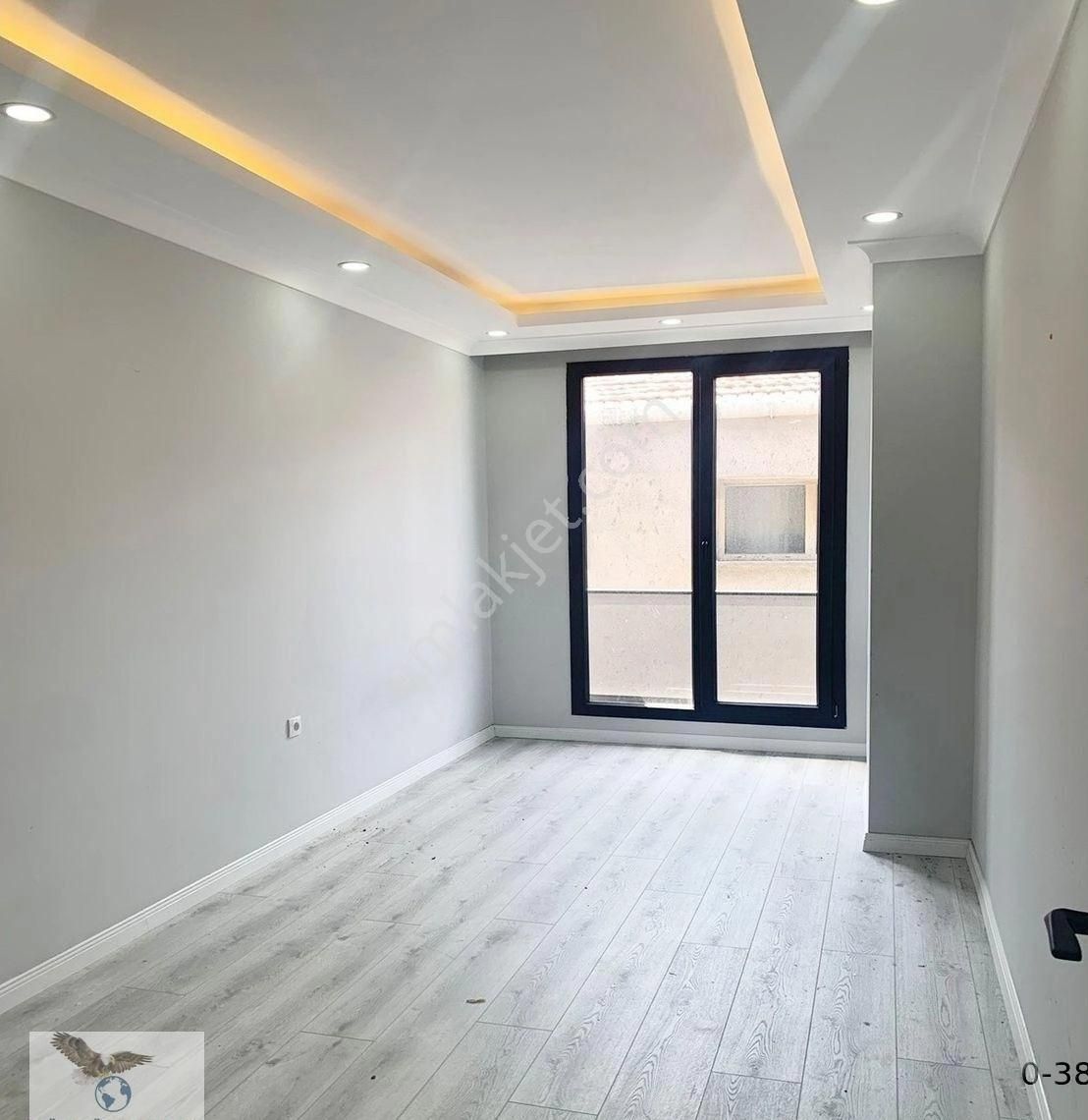 Avcılar Merkezde 6+2 Dublex Ferah Satılık Daire - Görsel 3