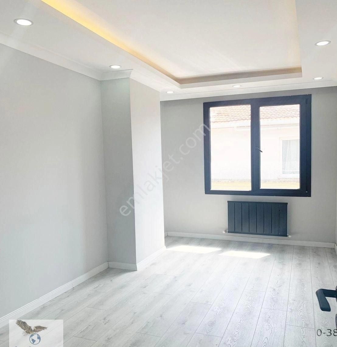 Avcılar Merkezde 6+2 Dublex Ferah Satılık Daire - Görsel 2