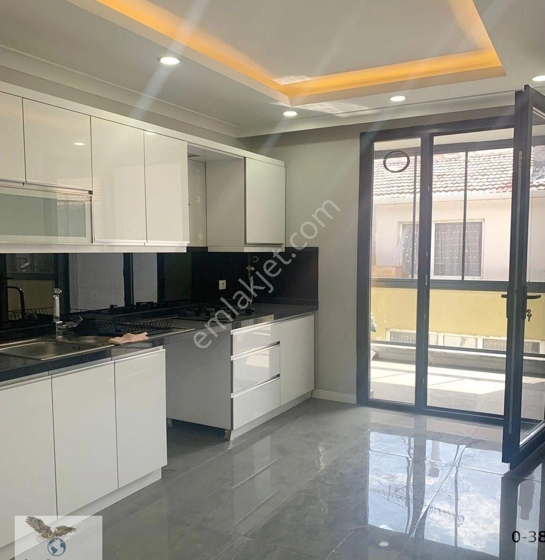 Avcılar Merkezde 6+2 Dublex Ferah Satılık Daire - Görsel 6