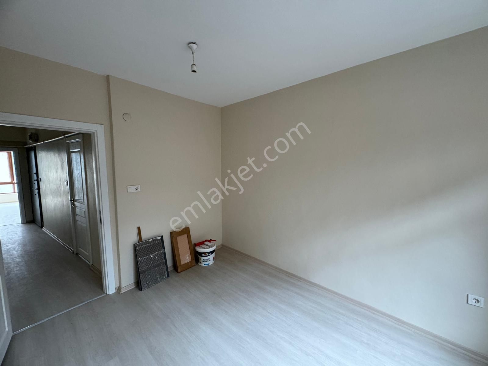Sarıyer Merkez'de Sahile Yürüme Mesafesinde 2+1 Balkonlu Daire - Görsel 14