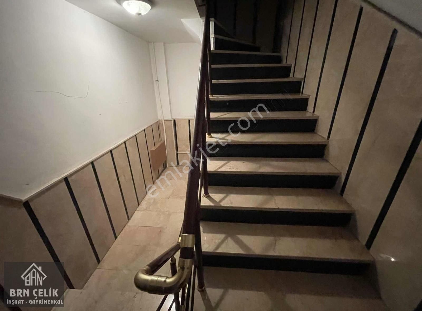 Brn Çelik İnşaat'tan Esentepe Mah Devasal Büyük Dubleks 240m25+2 - Görsel 14