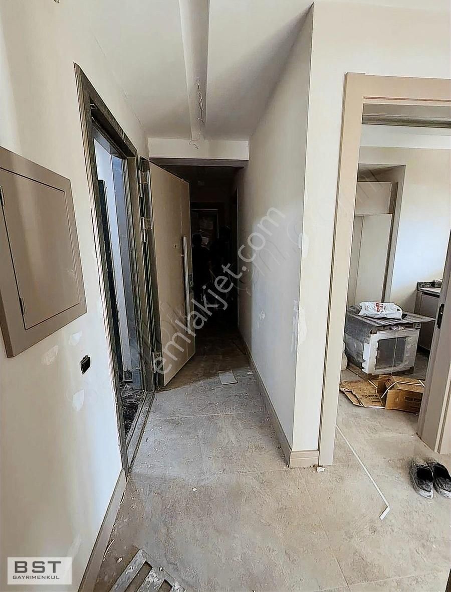 Meram Yenişehir Mahallesi 3 + 1 Satılık Daire - Görsel 3