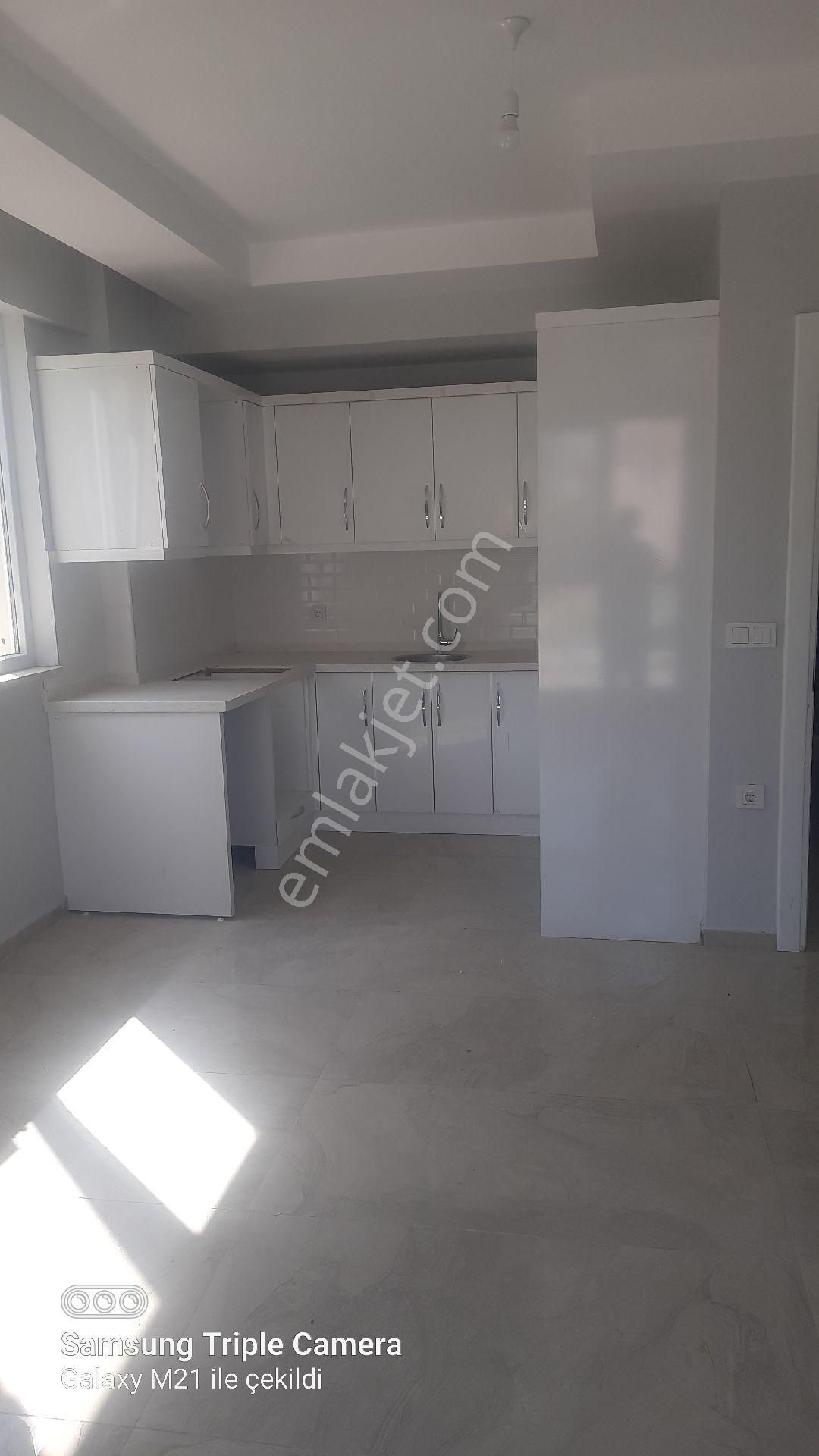 Sıfır Yapı 2.kat Daire - Görsel 16