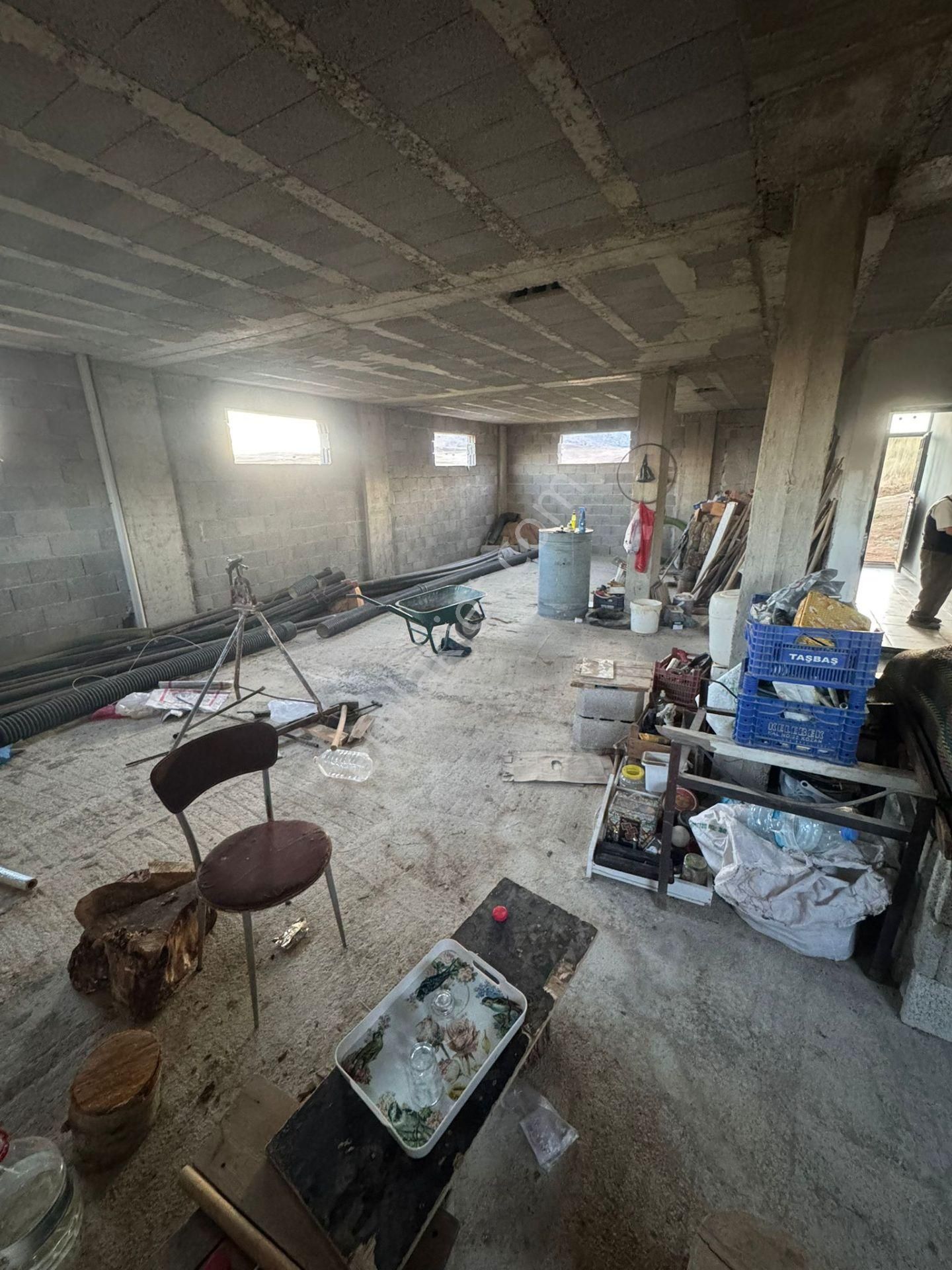 Satılık Oturuma Hazır 2 Katlı Geniş Bahçeli Doğa Manzaralı Satılık Müstakil Ev - Görsel 11