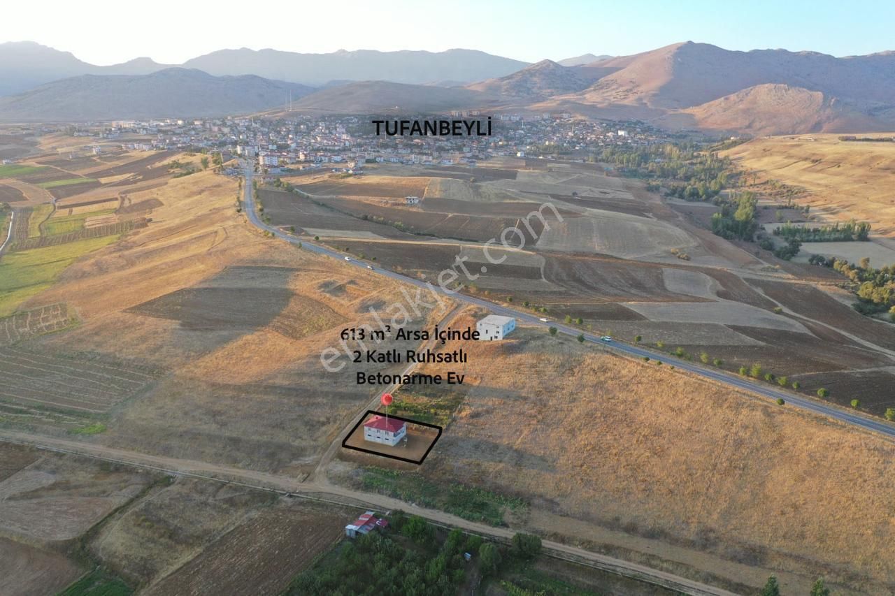 Satılık Oturuma Hazır 2 Katlı Geniş Bahçeli Doğa Manzaralı Satılık Müstakil Ev - Görsel 24