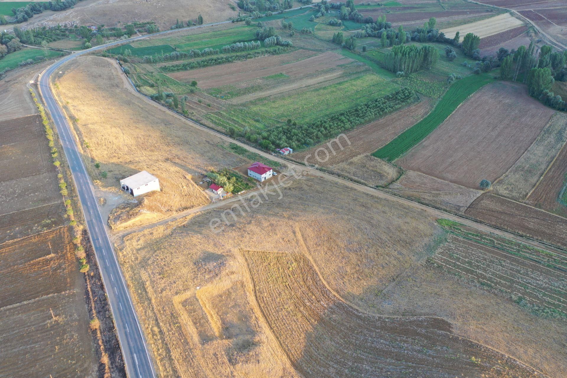 Satılık Oturuma Hazır 2 Katlı Geniş Bahçeli Doğa Manzaralı Satılık Müstakil Ev - Görsel 29