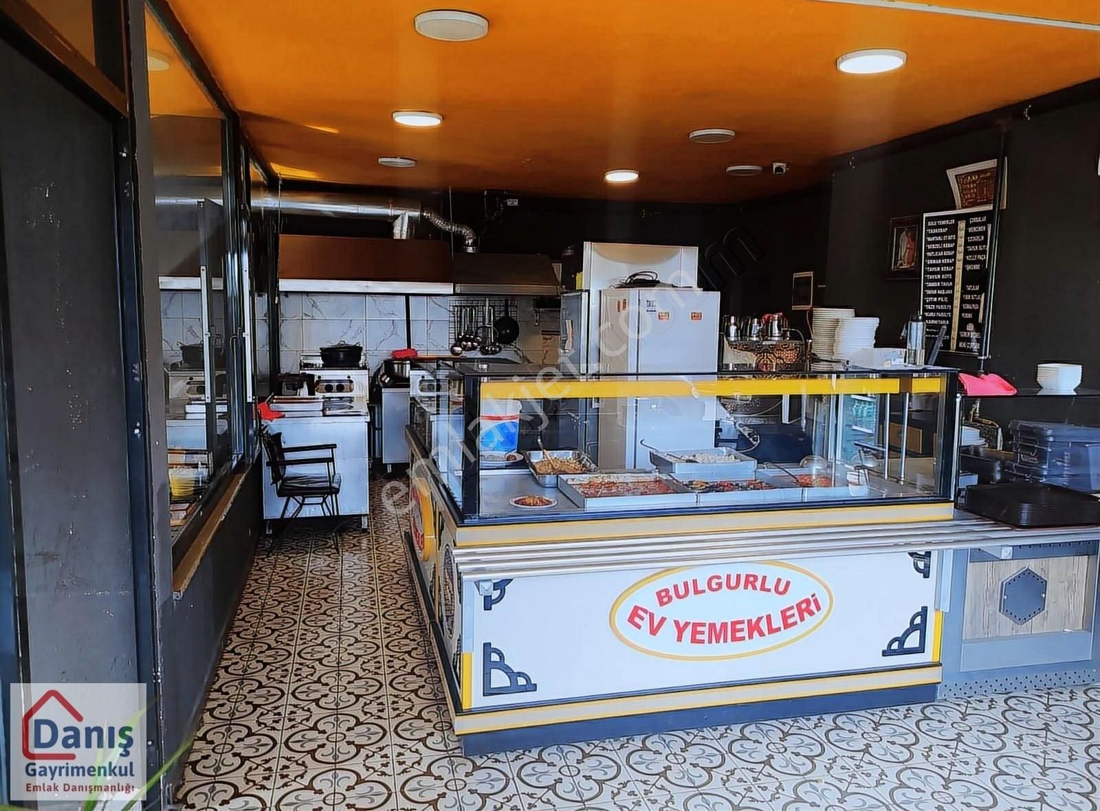 Bulgurlu Nuri Topbaş Camii Yanında Faal Durumda Depolu Lokanta - Görsel 4