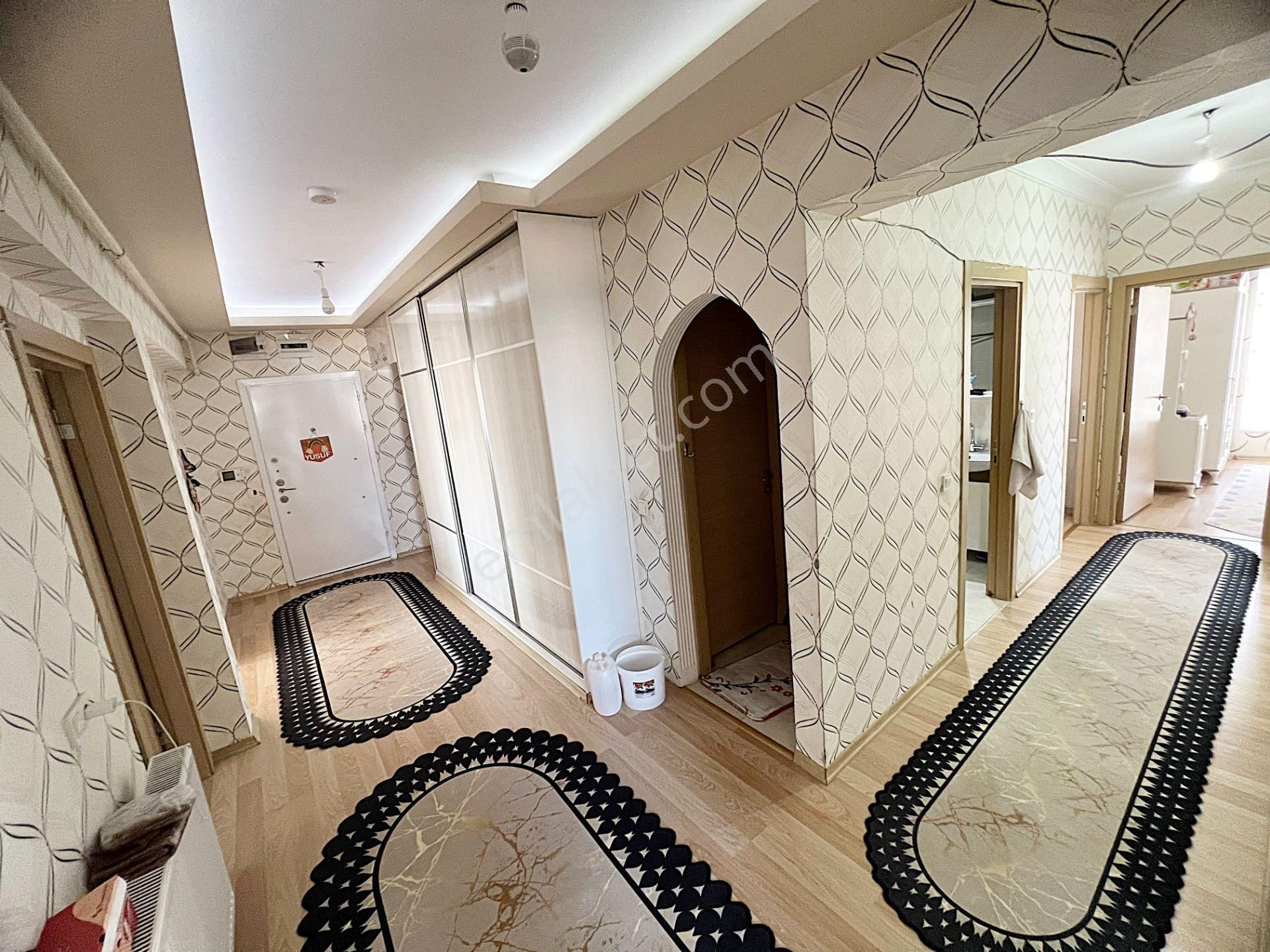 Güzelyakada Manzaralı 9. Kat Ful Yapılı Çift Asansör Geniş 4+1 Daire - Görsel 35