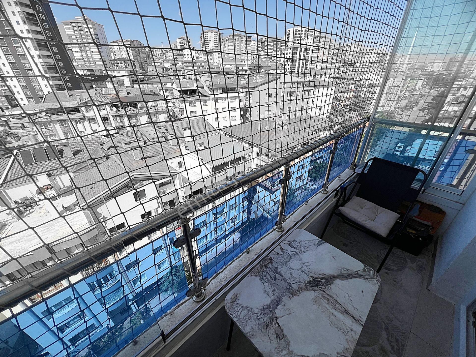 Güzelyakada Manzaralı 9. Kat Ful Yapılı Çift Asansör Geniş 4+1 Daire - Görsel 30