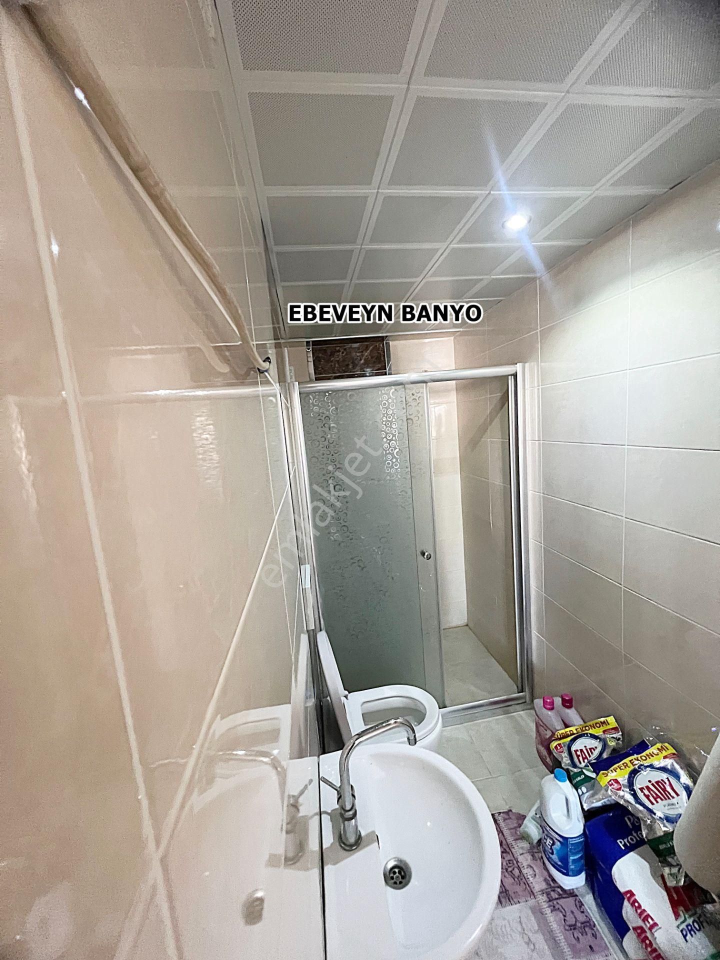 Güzelyakada Manzaralı 9. Kat Ful Yapılı Çift Asansör Geniş 4+1 Daire - Görsel 31