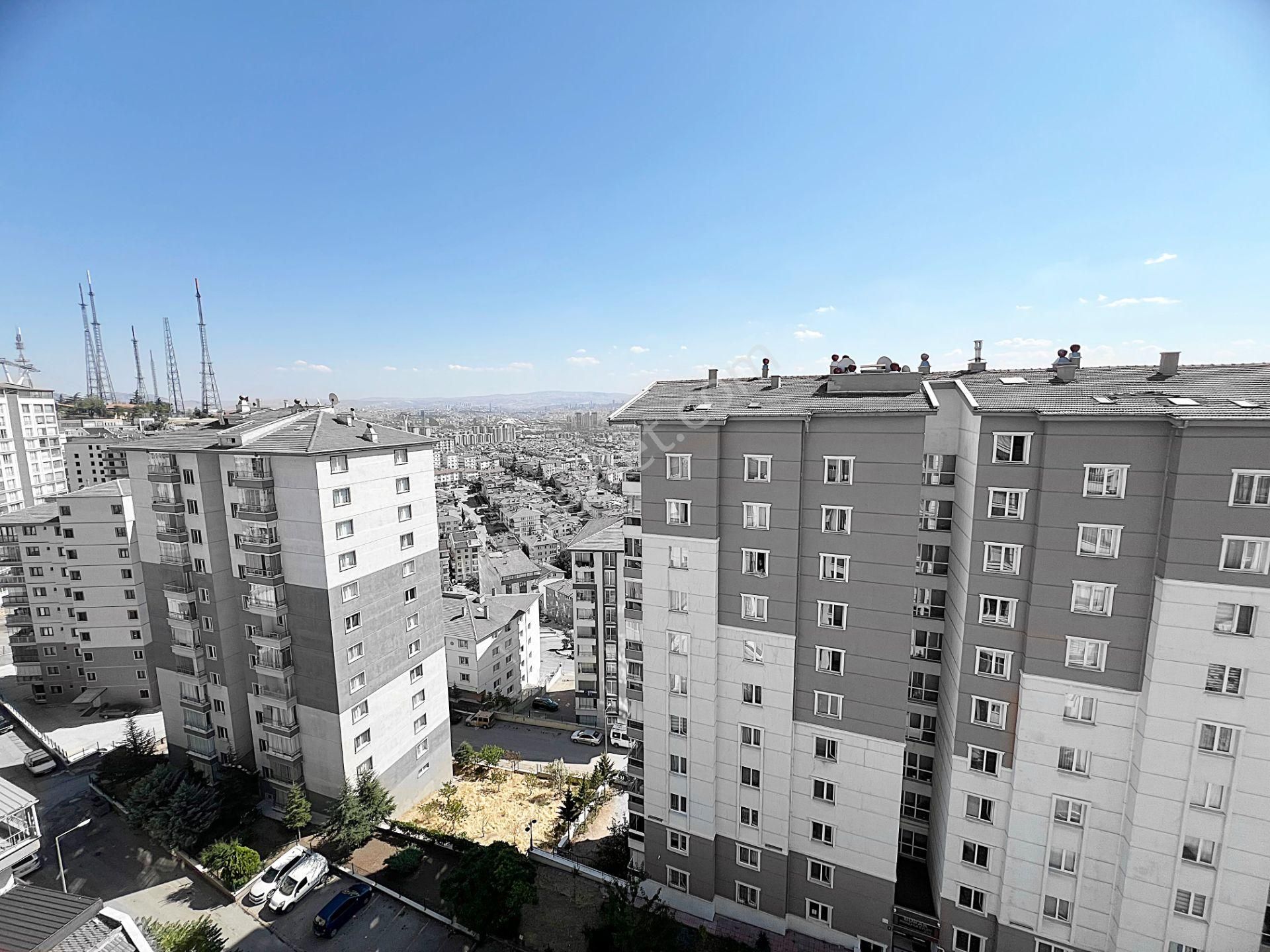 Güzelyakada Manzaralı 9. Kat Ful Yapılı Çift Asansör Geniş 4+1 Daire - Görsel 17