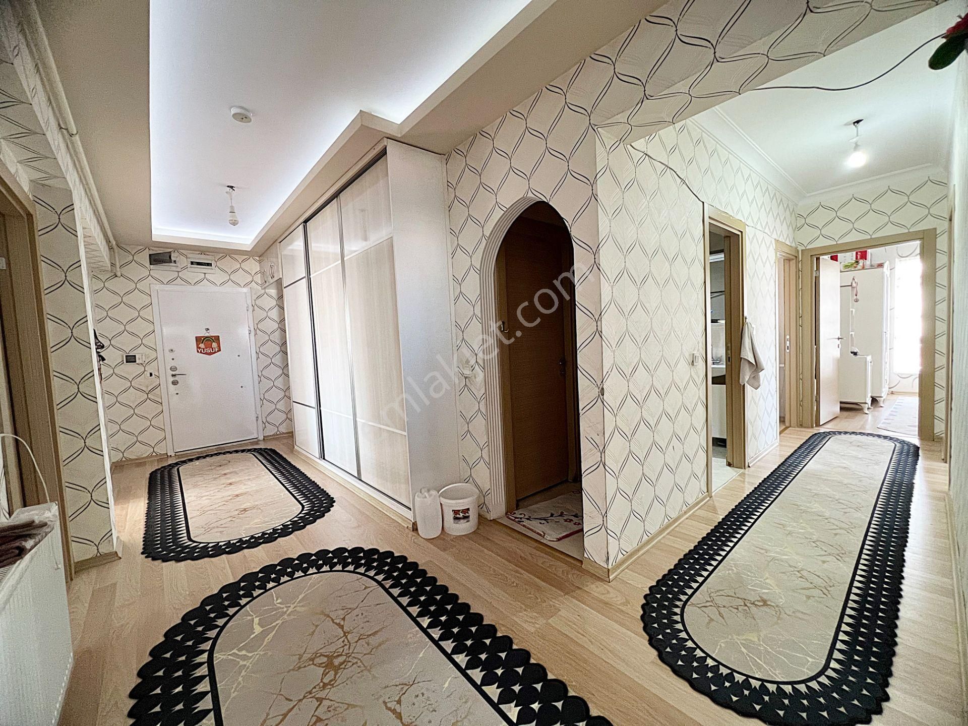 Güzelyakada Manzaralı 9. Kat Ful Yapılı Çift Asansör Geniş 4+1 Daire - Görsel 34